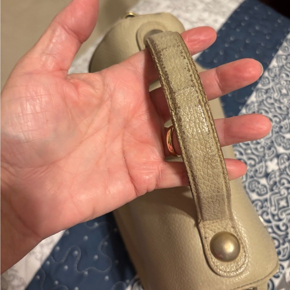 Liz Claiborne Tan Shoulder Bag - Picture 2 of 5